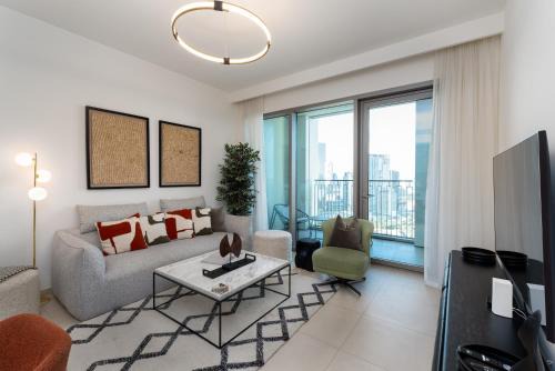 Downtown Views II City View, Downtown Dubai - Mint Stay