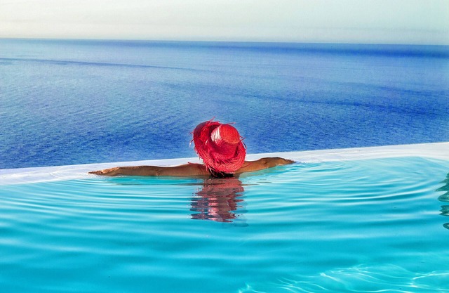 Refugio de ensueño, vistas infinitas, piscina desbordante y privacidad absoluta