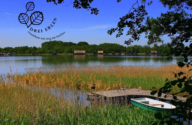 Dream house on the Inselsee, with private lake access, jetty and bathing facilities