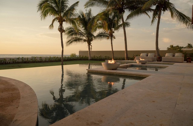 Dreamy Beachfront Luxury House