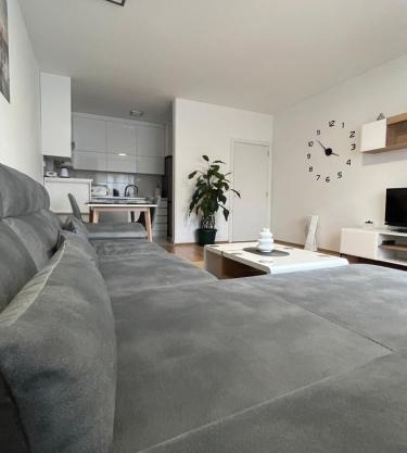 Dunja House