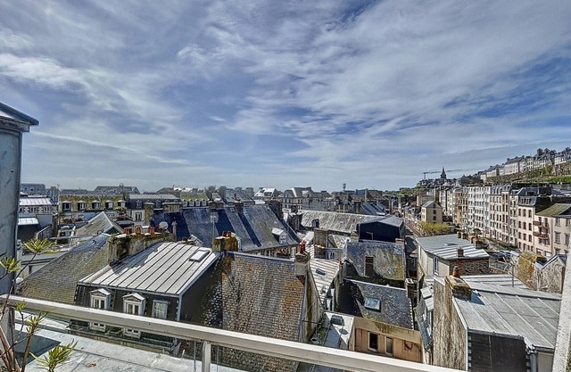 Dúplex T3 con terraza en el centro de Granville