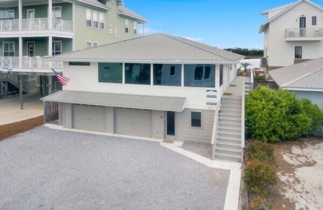 ESPECIAL 15% DE DESCUENTO 3 nt. min hasta 5/18 6bed / 5. 5B, piscina, golfo, lago, vista a la playa, muelle.