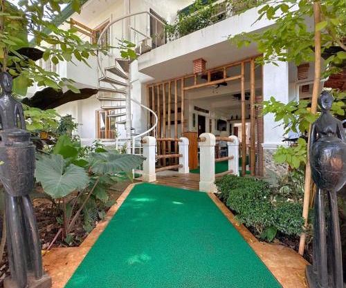 Earl De Princesa Hotel