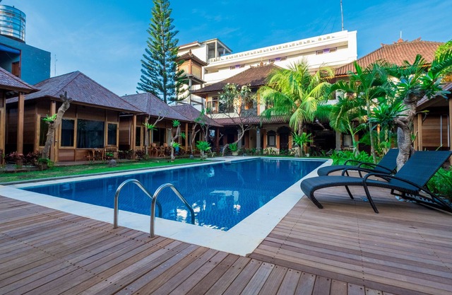 Easy Surf Camp Brand New Bungalow Habitación con 2 camas individuales Playa de Kuta