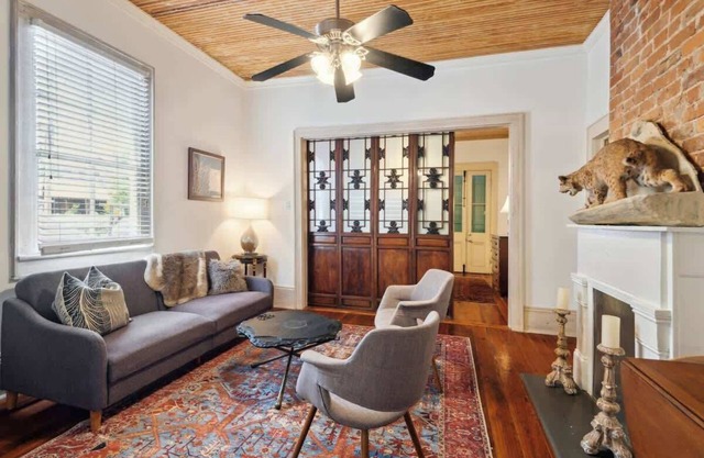 Eclectic Double Shotgun|Spacious Private Backyard