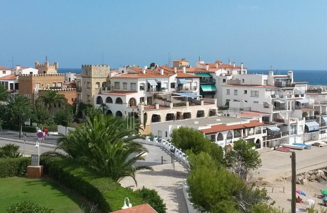 El balcó del Roc. Apartamento en 1ª línea de mar, dos terrazas , ideal familias