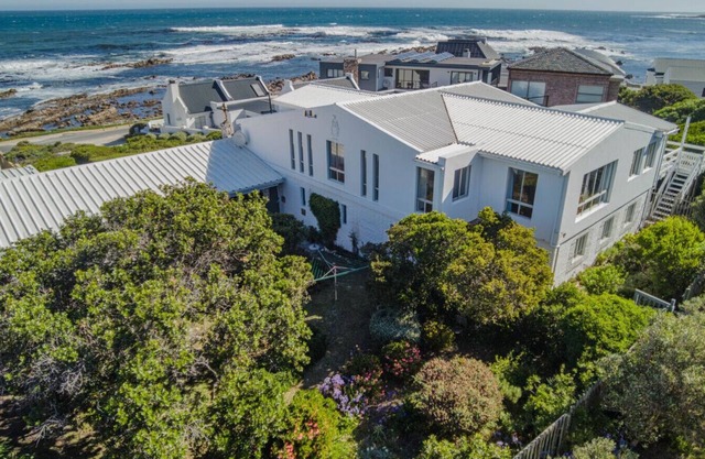 Elaine`s | Spectacular Ocean View | Pet friendly