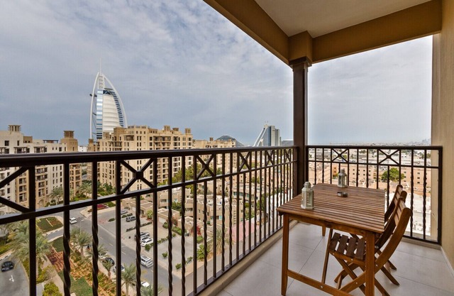 Elegant 2BR + Maid's Room in Rahaal 2, MJL