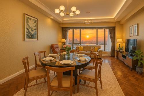 Elegant 2BR Manila Bay Sunset near US Embassy