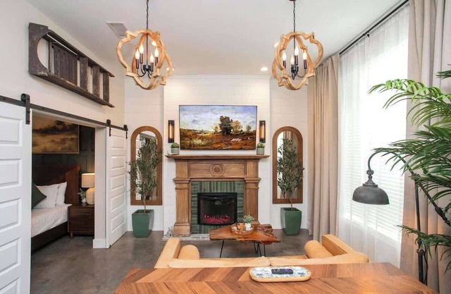 Elegant Apartment in The Nations, Nashville