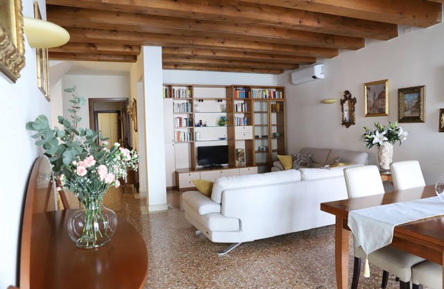 Apartamento exclusivo de lujo en el corazón de Padua con vista a la Piazza Delle Erbe