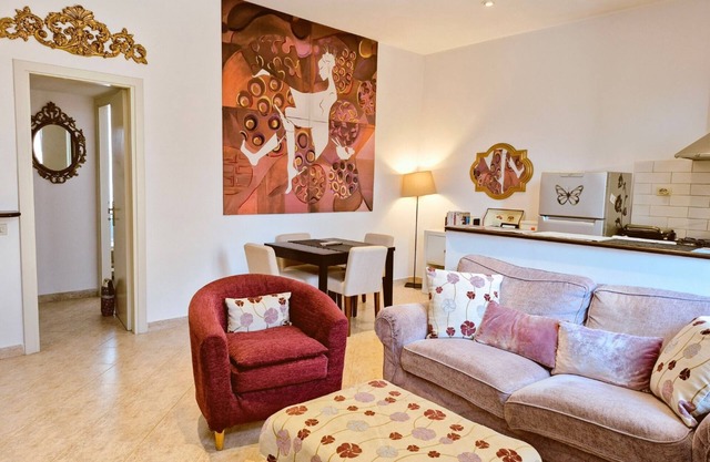 Elegante apartamento con terracita en San Lorenzo