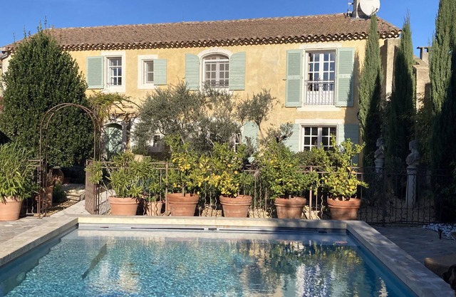 Elegant Large Provençal House near Maussane-Les-Alpilles & St Rémy de Provence