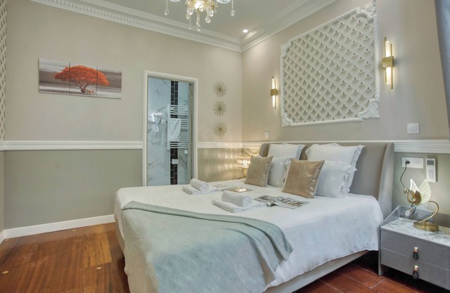 Elegant Triplex in Paris - Ideal for 6 - Aircon