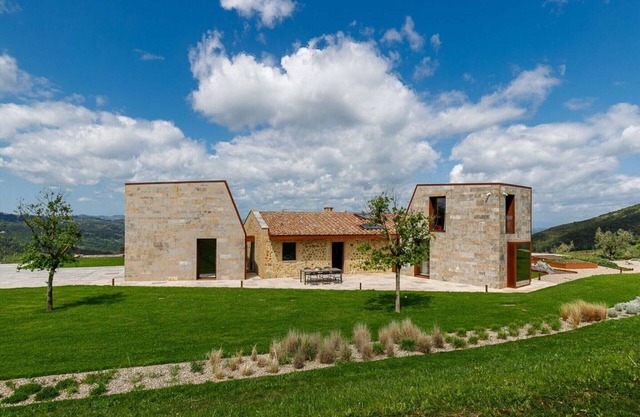 Elegante villa toscana con piscina