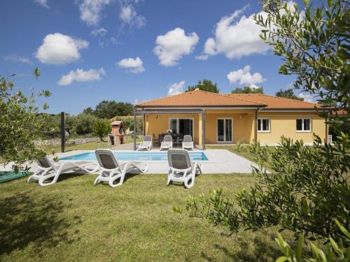 Elegant Villa with Private Pool