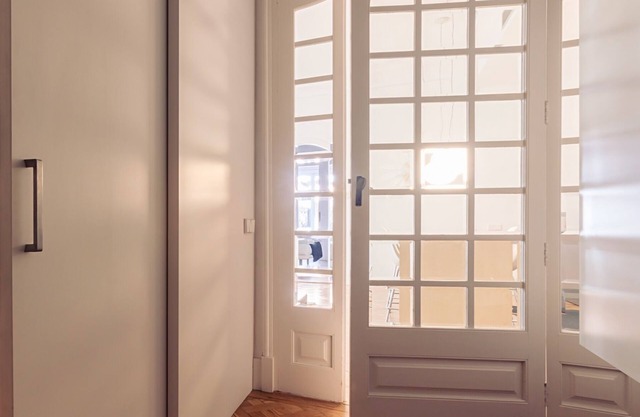 ELISEOS Luxury Apartment