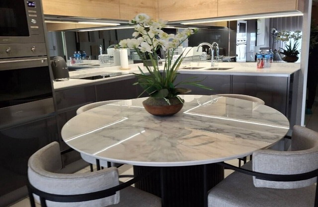 Ellipse Cassini 2 Bedroom en-suite Luxurious Apartment
