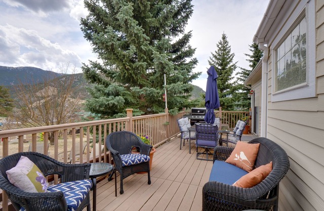 Empire Home w / Firepit, cerca de impresionantes rutas de senderismo