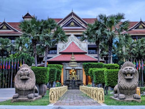Empress Angkor Resort & Spa