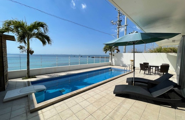 Enjoy a private pool overlooking the sea a luxuri / Kunigami-gun Okinawa