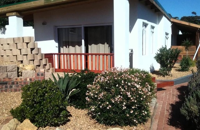 ENTIRE cozy farm resort with a ocean view right out side your terrace W/4 BDRM