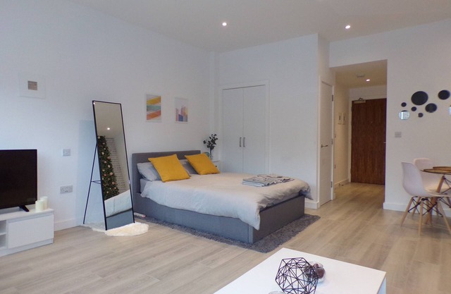 Apartamento estudio moderno con estilo completo - 2 minutos a pie del metro cerca del estadio de Wembley