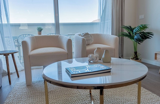 Esencia Marina Apartamentos A tan solo 800 mts. de la playa playa de Estepona.