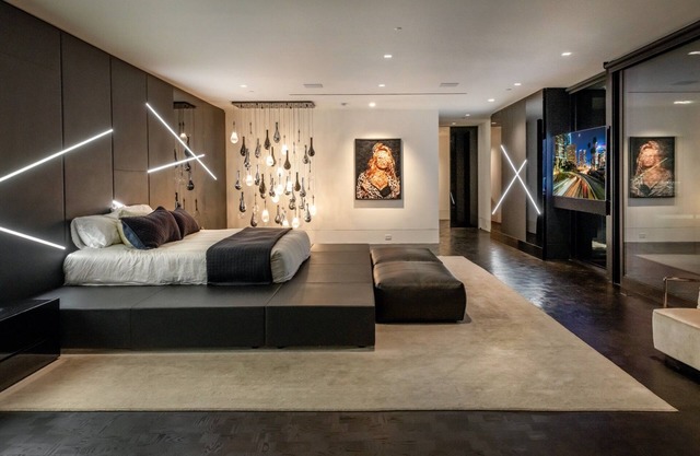 Estate with 6 bedrooms and WiFi, fitness room in awesome Los Angeles