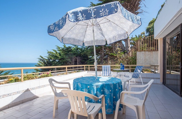 Excelente departamento con vista al mar en primera línea