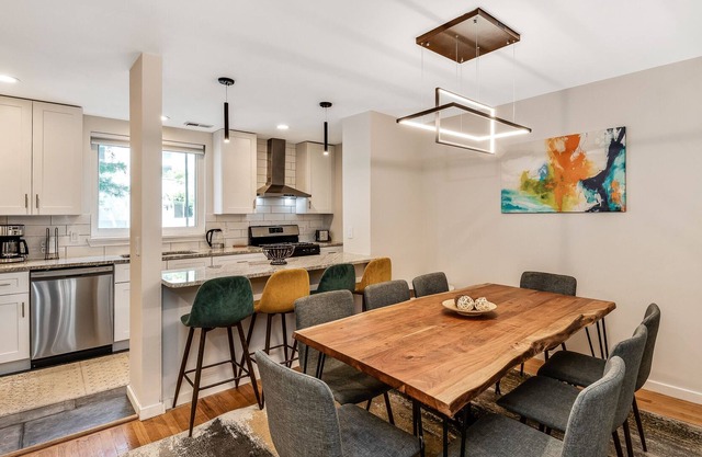 Exceptional 4BR/4BT +1CarParking +Outdoor Spaces!