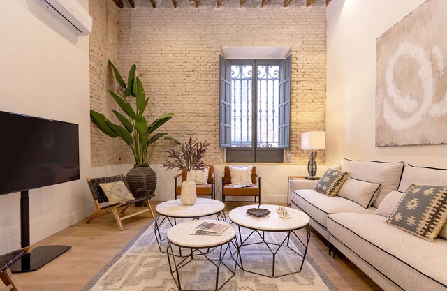 Exclusive apartment in Seville center. Almansa