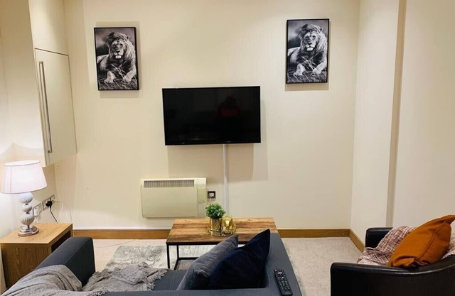 Executive Apartment a very short walk to the Sunderland metro and train station.
