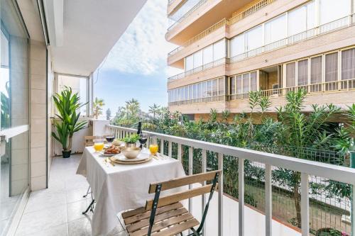Executive Apartment with Balcony - High-End Paseo Marítimo Fuengirola