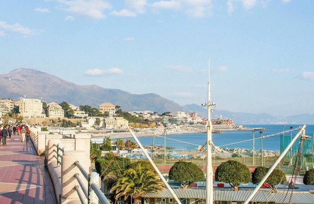 Alojamiento de 2 habitaciones en Genova