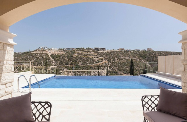 Experience Ultimate Luxury in a Breathtaking Villa, Paphos Villa 1477
