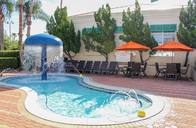 Explore Disney Parks from a Spacious Room w/ Complimentary Breakfast | 3 Rooms