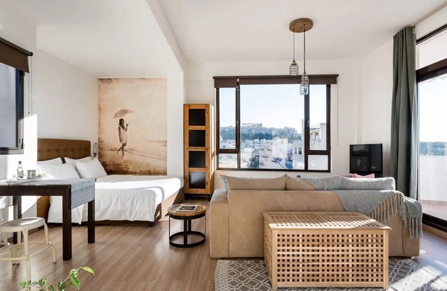 Luxury Suite with Acropolis View in Athens Center