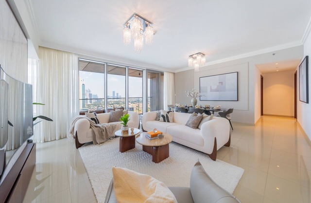Exquisite 2BR Apt w/ Burj Khalifa & Fountain View