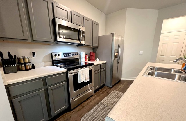 Exquisite 3-Bedroom Home in Desirable Atlanta Neighborhood