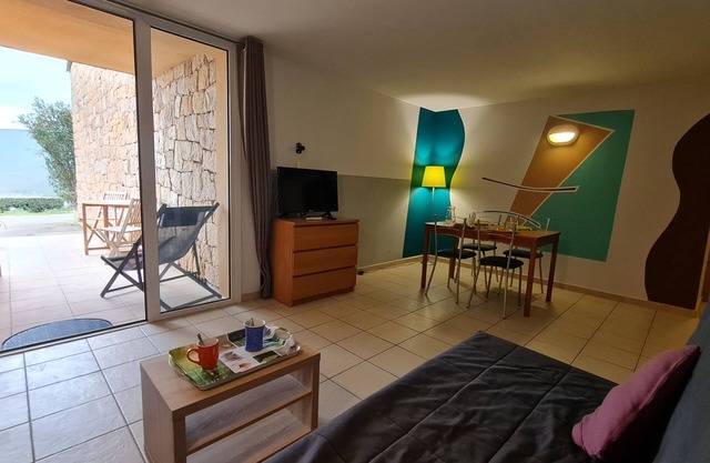 New 2024: 70m² sea view residence *** heated swimming pool, mini golf...