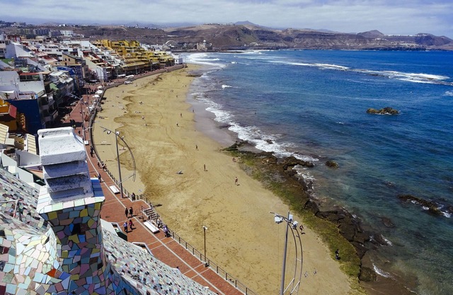 Fabuloso apartamento en primera línea de playa.