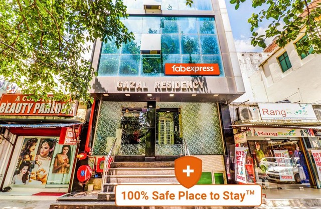 FabHotel Gazal Residency Mahanagar
