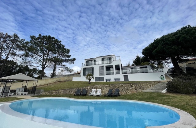 Fabulosa Villa de 3 dormitorios con piscina privada y jardines