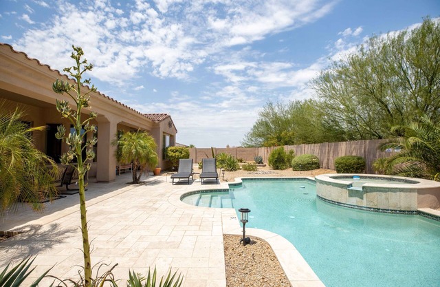 Fabulous custom home with a pool on a Jack Nicholas golf course