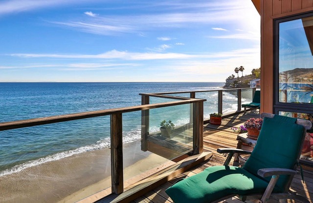 Fabulosa casa de playa en Malibú en una playa de arena seca