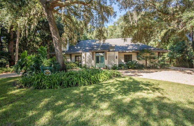 Moderno, muy bien decorado Cottage Sea Island con Piscina