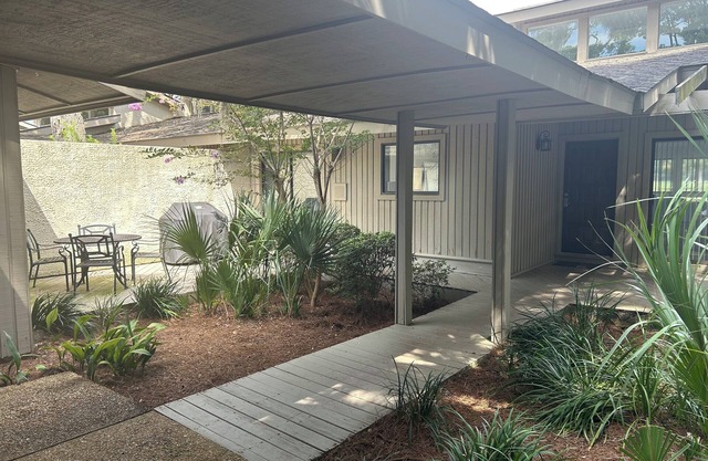 Fairway One 6953- Wonderful 3 BR/3.5 BA Ground Floor Flat with Golf Views