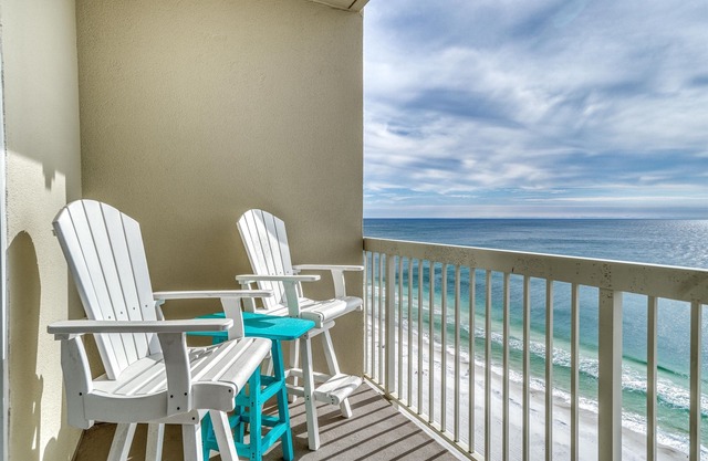 Aug 29 - 31st open! West End PCB! Beach chairs included!